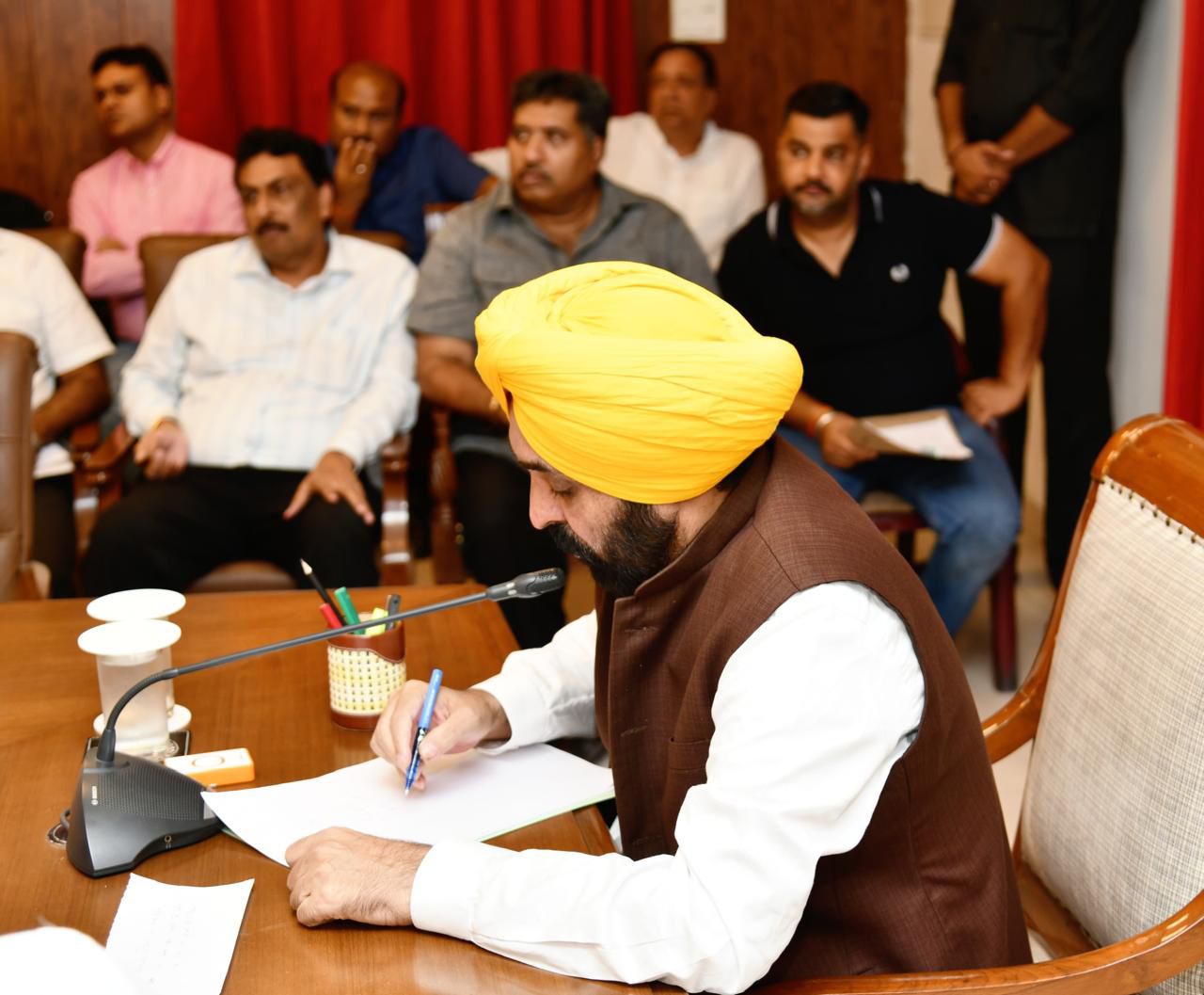 Path cleared for paddy procurement, mill owners' strike ends