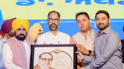 गरीबों को अनपढ़ रखना कांग्रेस-अकाली सरकारों की थी साजिश