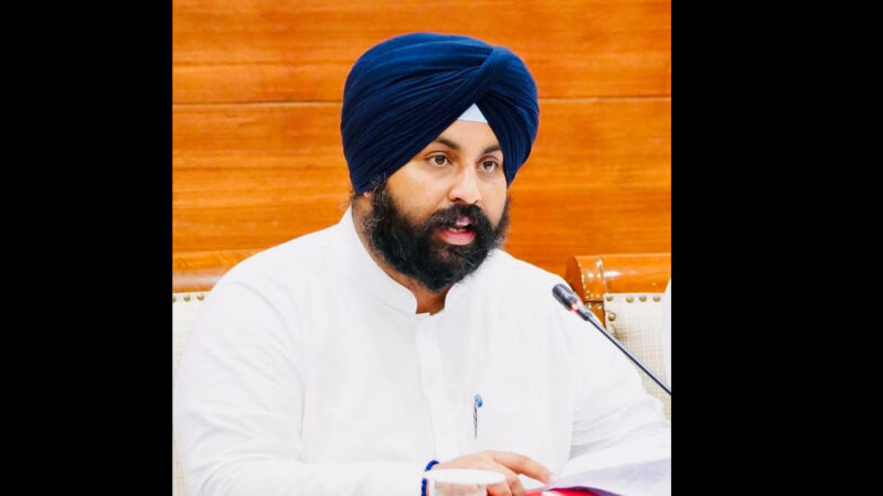 Punjab Government ने खत्म किया एकाधिकार, सीधे मिलेगी किताबें
