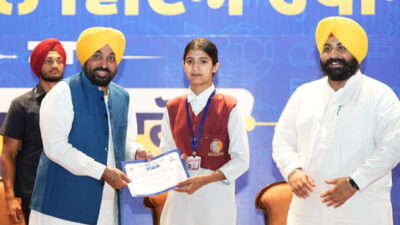 पंजाब JEE Mains के होनहार: 369 छात्रों का सम्मान