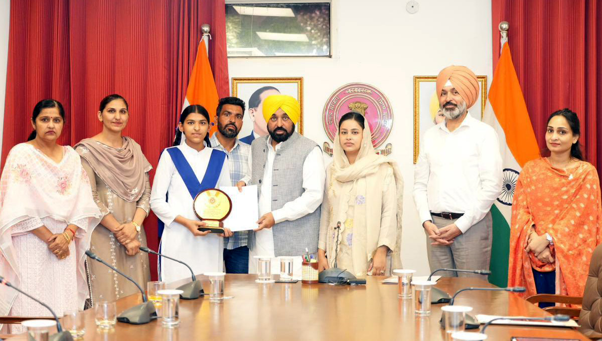 Shiksha Kranti - Daughters of Ordinary Families Emerge as Toppers