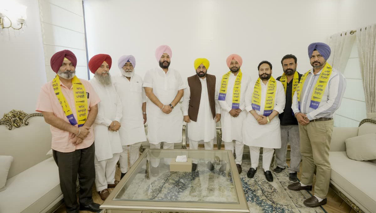 Major Blow to Congress in Majitha Several Leaders Join AAP