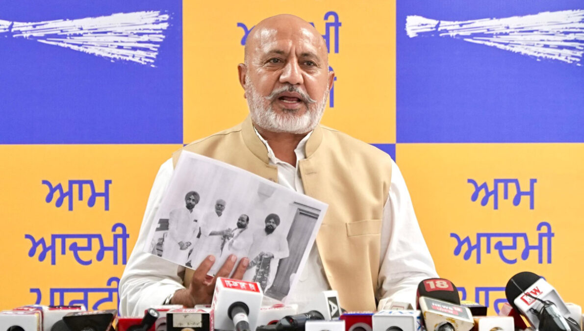 ED-CBI के जरिए लोगों को पार्टी में शामिल करवा रही है बीजेपी