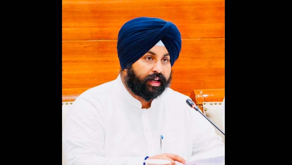 Gurdaspur में AI, रोबोटिक्स और बी.फार्मेसी समेत 5 नए कोर्स शुरू होंगे
