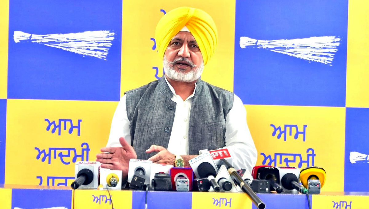 AAP attacks BJP and Congress over Satluj film release