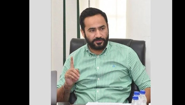 DSP Satveer Singh suspended after dispute with sanitation workers