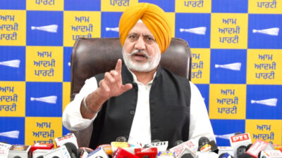 बादलों की Save Punjab मुहिम पर आप का हमला
