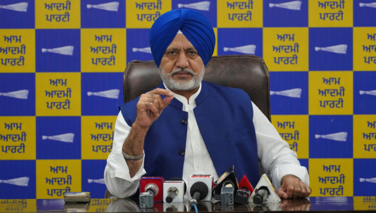 Baltej Pannu outraged over police action at Bangla Sahib